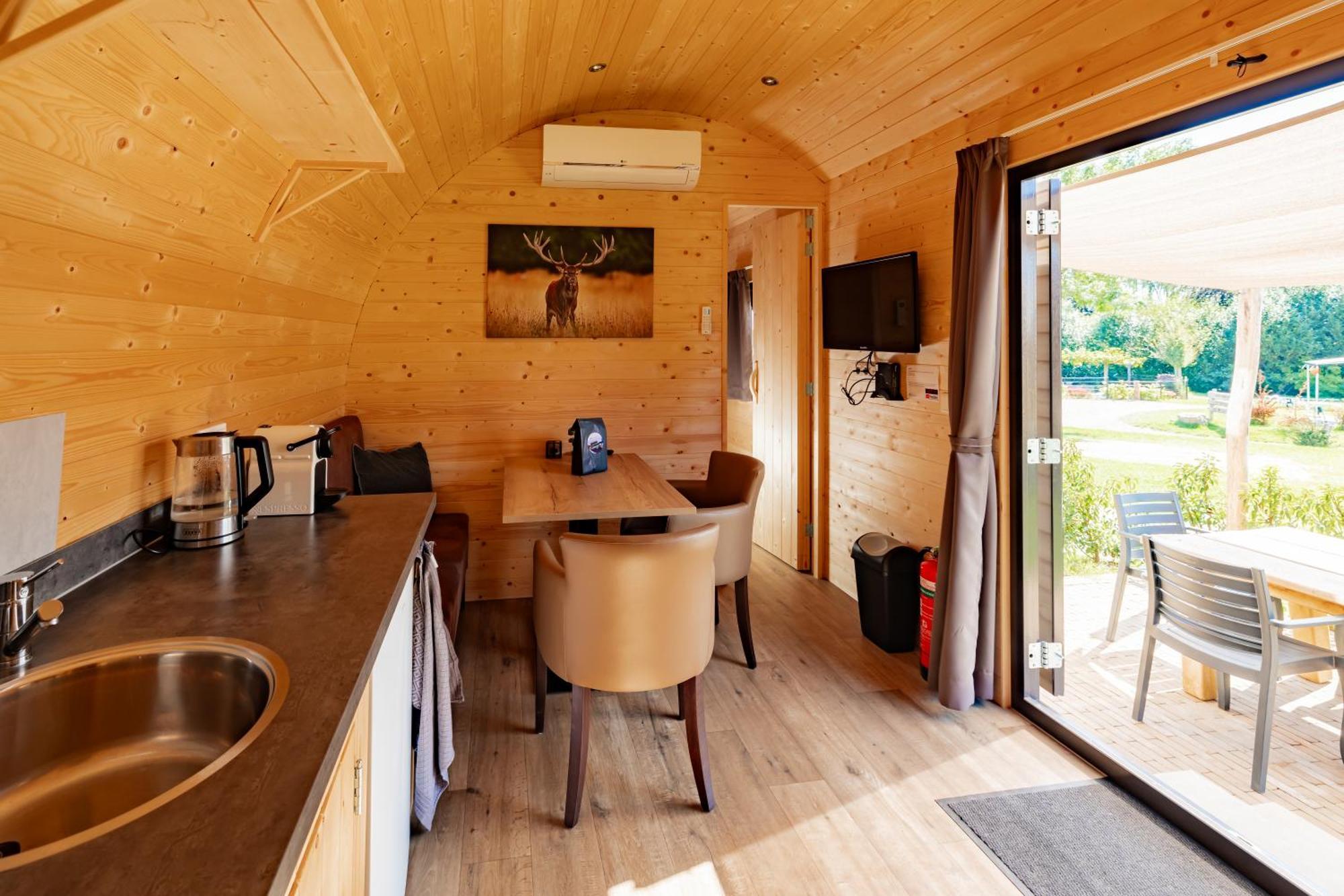 Family Woodlodge High Chaparral Oorsbeek Buitenkant foto